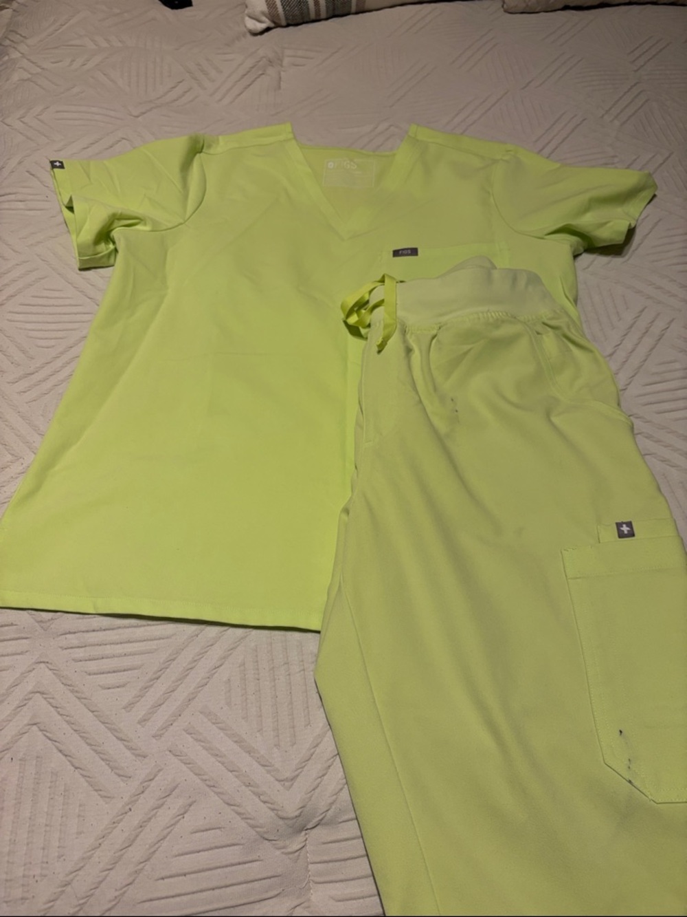 Figs Women's Neon Yellow Scrub Top and Jogger Set